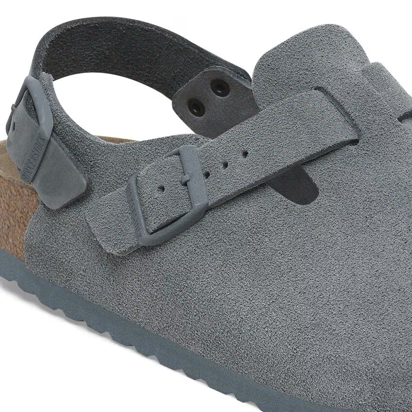 Tokio Classic Footbed : Basalt Gray Suede