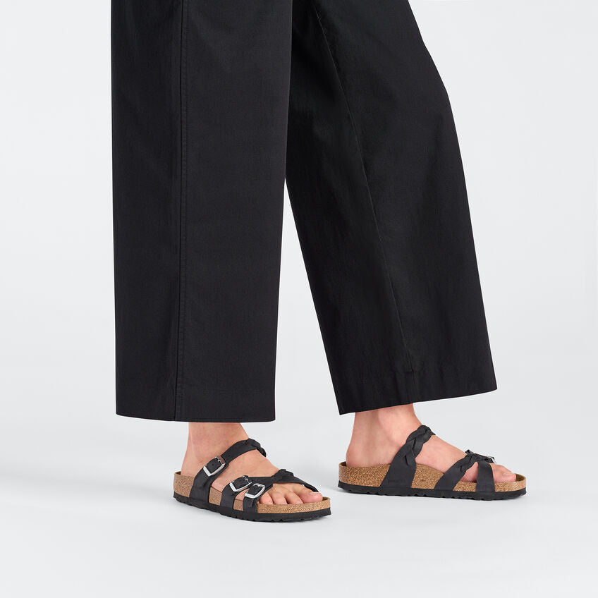 
                      
                        Franca Braid : Black
                      
                    