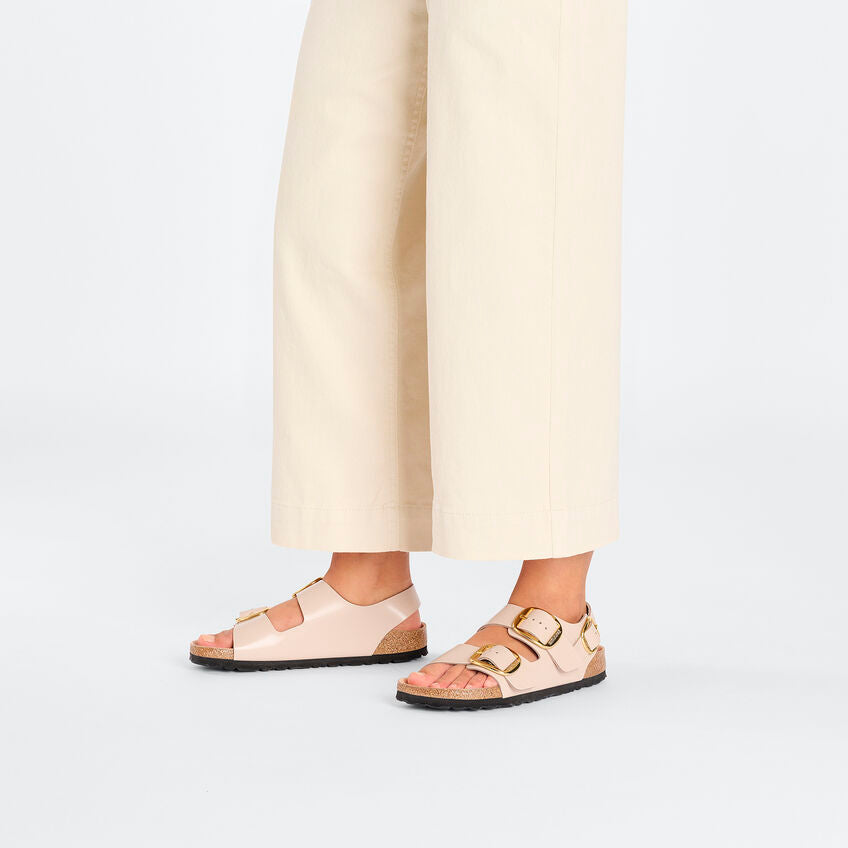 Milano Classic Footbed : Big Buckle High Shine Beige