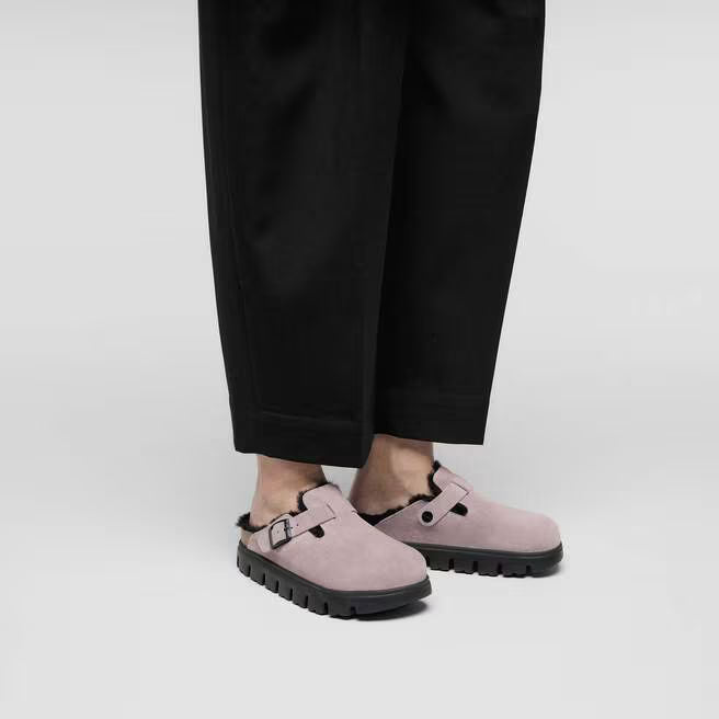 
                      
                        Boston Chunky Shearling : Faded Purple
                      
                    