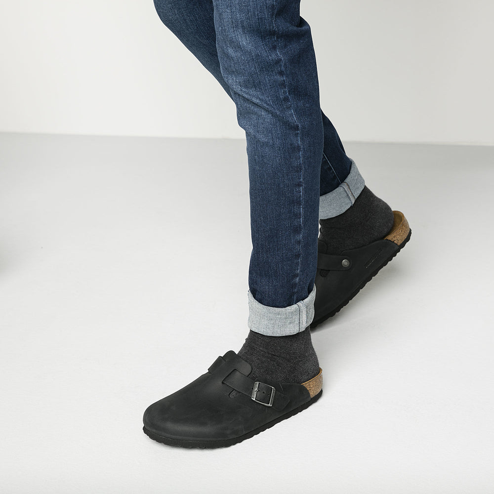
                      
                        Boston Classic Footbed : Black Oiled
                      
                    