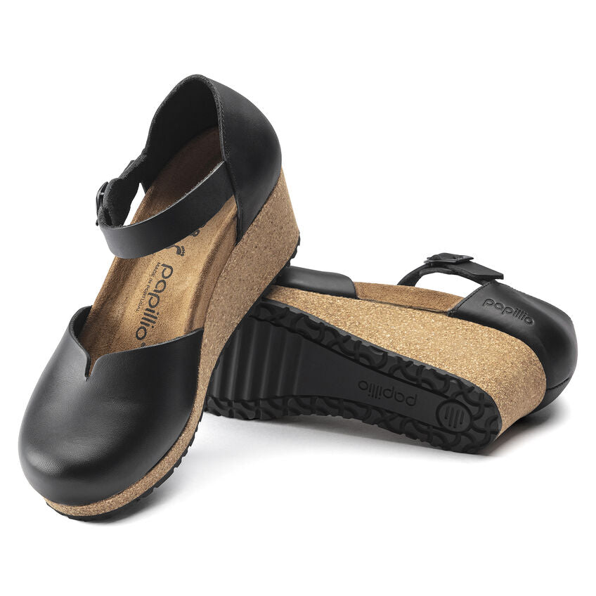 Mary : Black